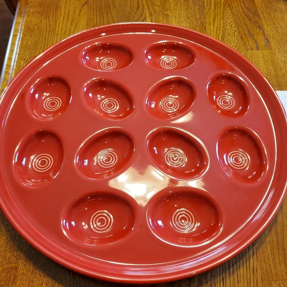 FIESTA SCARLET EGG TRAY
